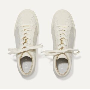 Rothys Limited Edition Gold Metallic Lace up Sneakers - Size 7